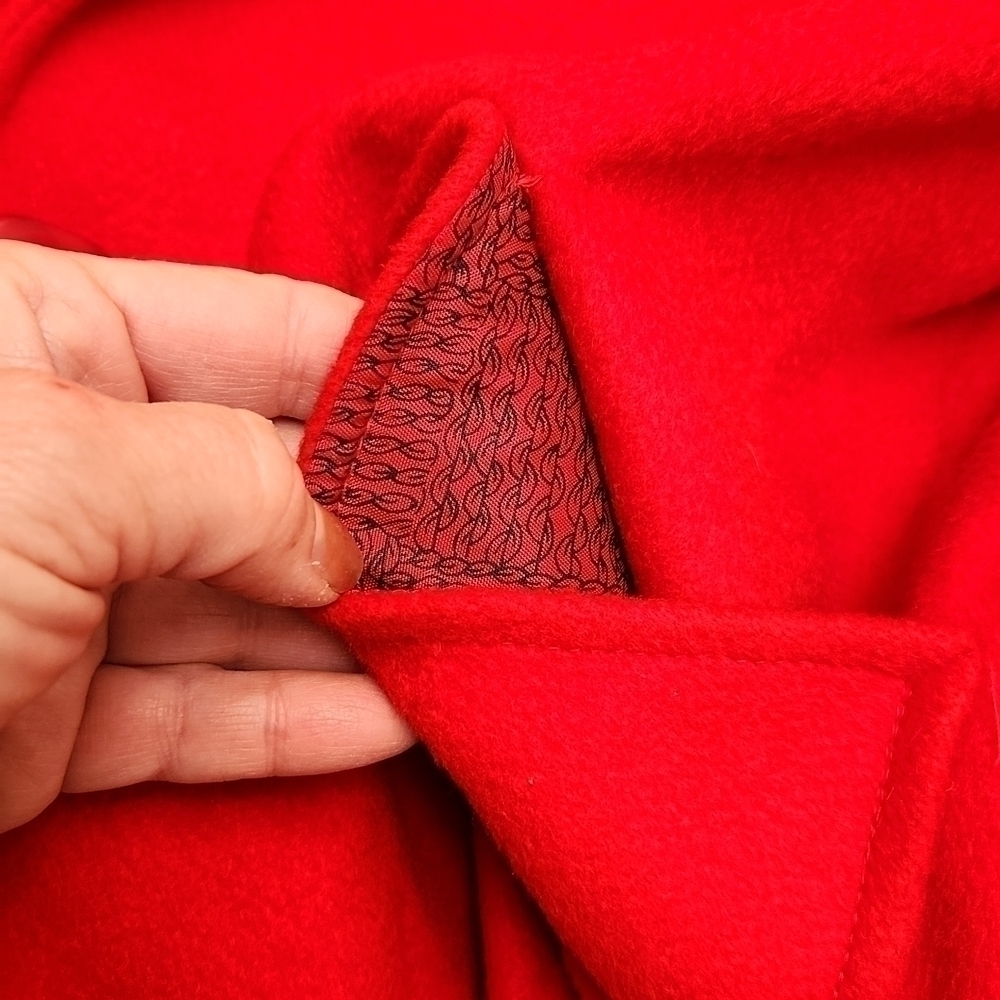 80s Oversized Pleated Red Wool Coat - Picture 7 of 15